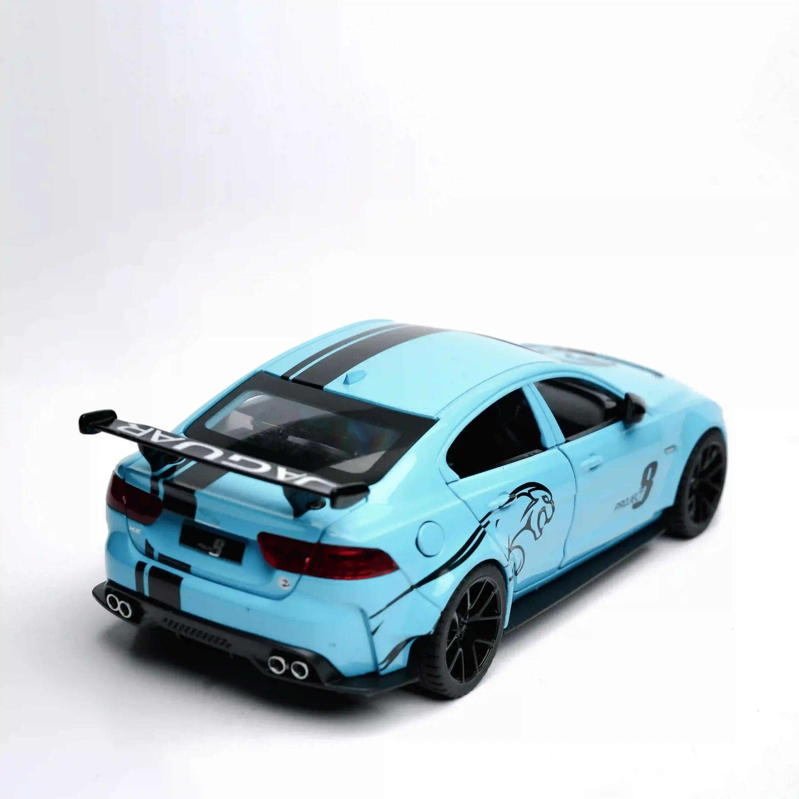 jaguar xe sv project 8 | diecast 1.24 blue jaguar xe sv project 8 | diecast 1.24 blue