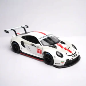 porsche 911 rsr | bburago diecast 1.24 white