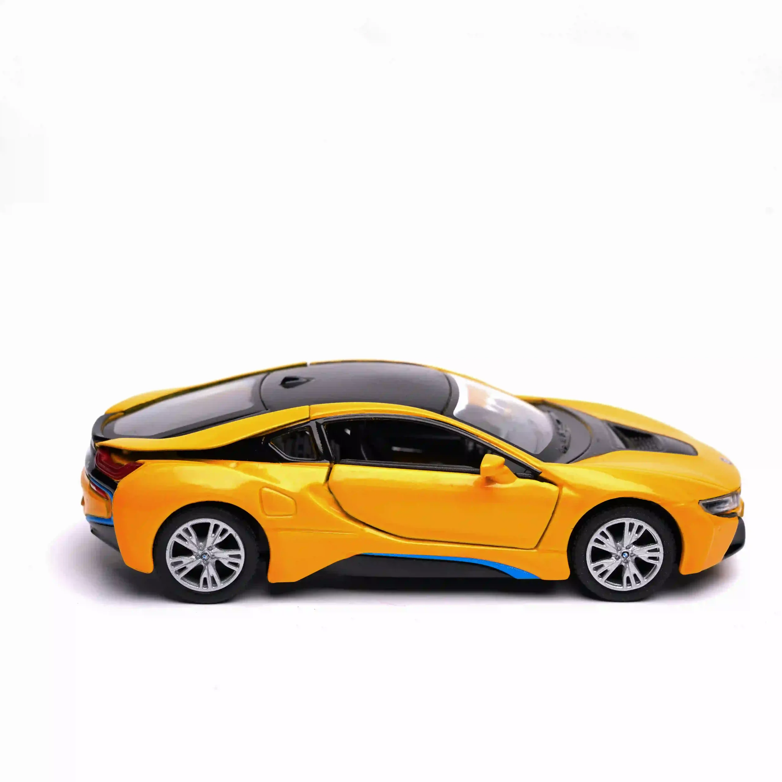 bmw i8 | kinsmart diecast 1.36 yellow bmw i8 | kinsmart diecast 1.36 yellow