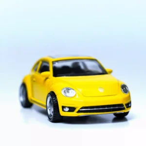 volkswagen beetle | rastar diecast 1.43 yellow