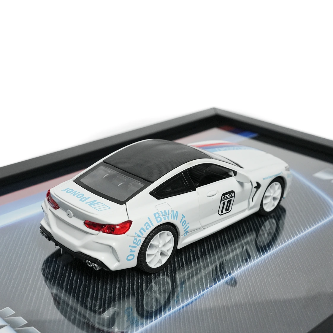 3d frame bmw m8 | custom model 1.32 white 3d frame bmw m8 | custom model 1.32 white